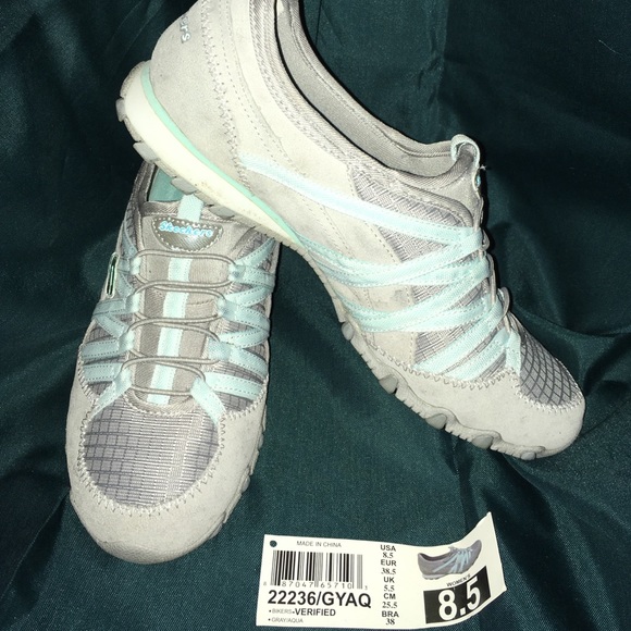 COPY - Ladies active Skechers  8.5 - Picture 2 of 3